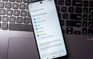 Ustawienia fabryczne telefonu - widok z menu urządzenia