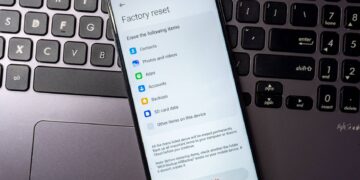 Ustawienia fabryczne telefonu - widok z menu urządzenia